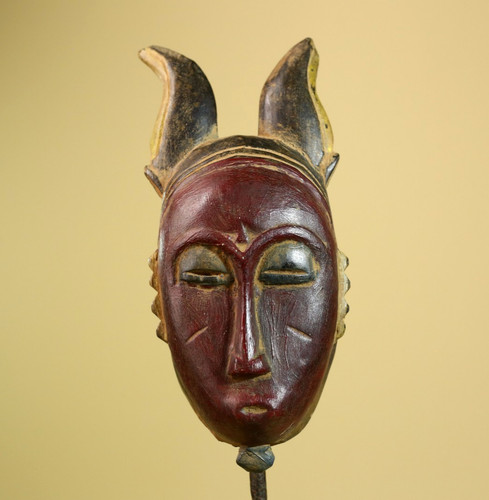 Maschera tribale africana - , in